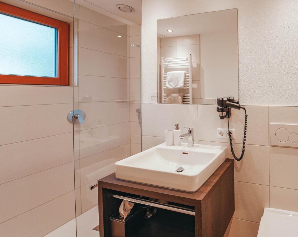 Hotel Garni Almjur Санкт Антон ам Арлберг Екстериор снимка