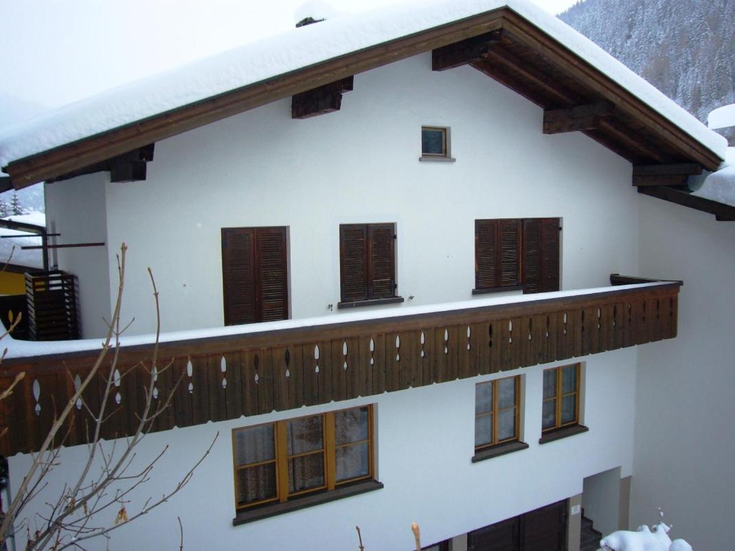Hotel Garni Almjur Санкт Антон ам Арлберг Екстериор снимка
