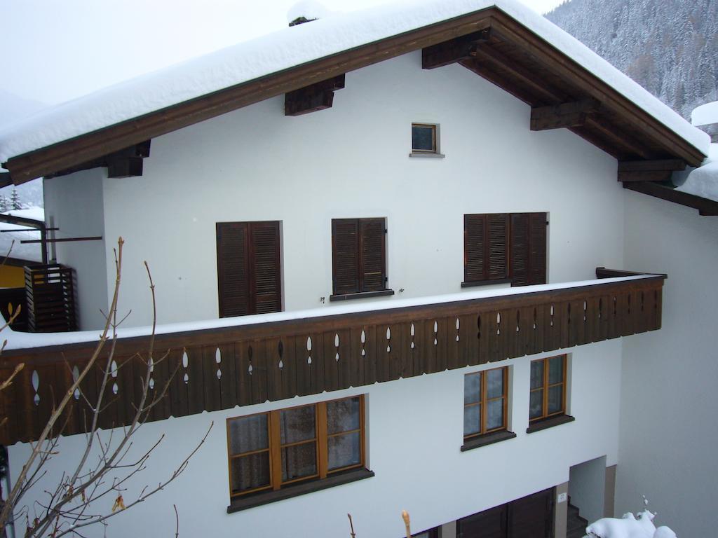 Hotel Garni Almjur Санкт Антон ам Арлберг Екстериор снимка